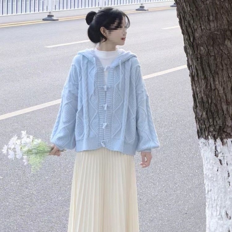 浅蓝色针织毛衣开衫牛角扣学院连帽糯奶女毛衣外套慵懒软麻花|undefined