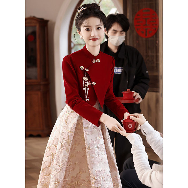 Bride's Toast Dress 2025 New Red New Chinese Style Wedding Engagement Homecoming Dress Long-Sleeved High-End Spring