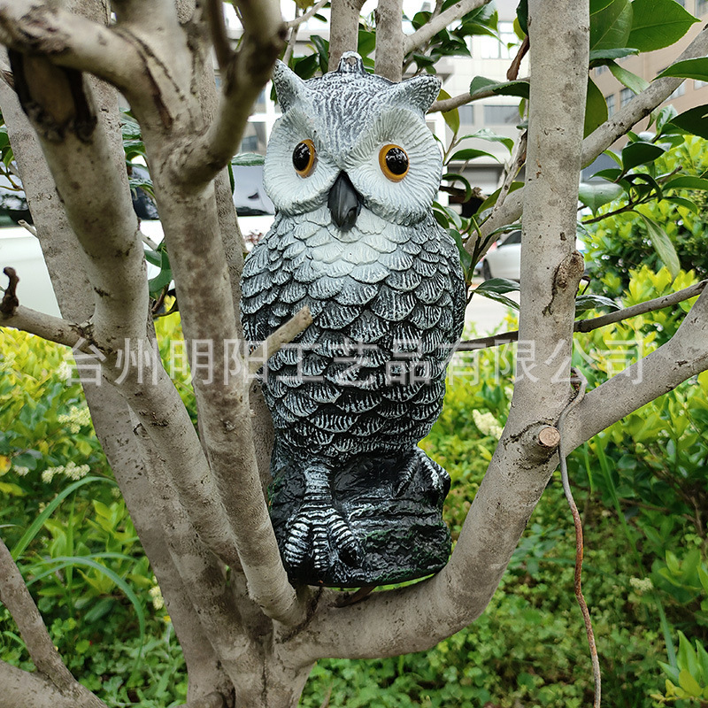 国境を越えた貿易模擬フクロウの装飾品、屋外の庭や中庭の偽フクロウのブロー成形工芸品、鳥を怖がらせるアーティファクト|undefined