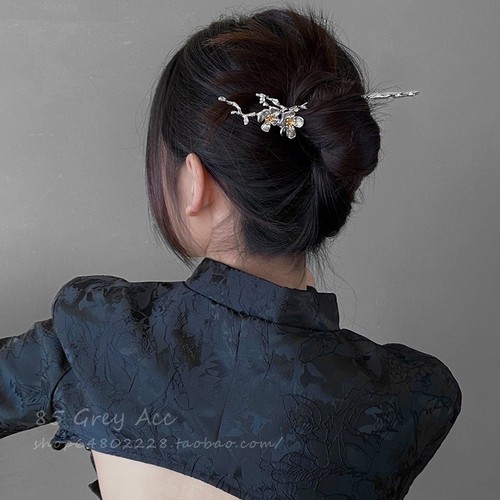 New tassel hairpin, new Chinese style high-end metal hairpin, simple ancient style one-word hairpin, retro hairpin wholesale