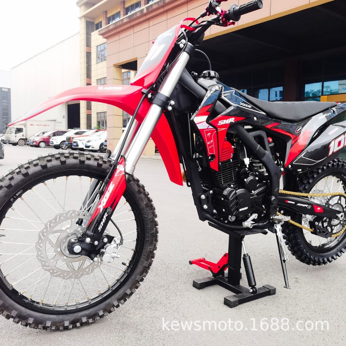 新贵尊XGZ越野摩托车极盗者SHR2CB300场地车赛车宗申发动机机车
