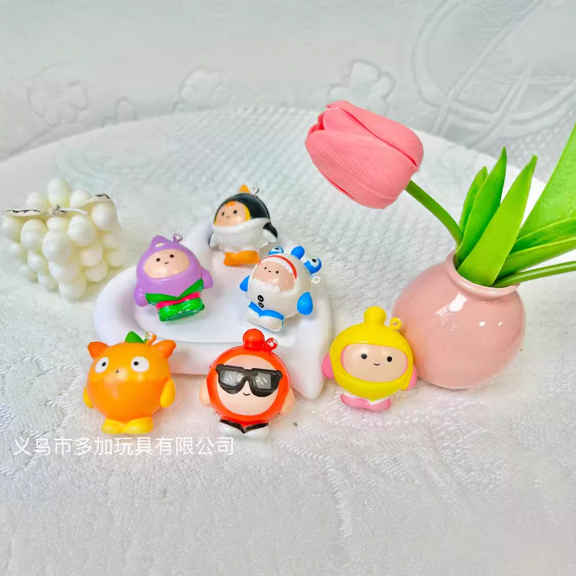 B huevo redondo muñeca pinch música colgante decorativo mochila lindo europeo TPR pinch música juguete lento rebote pequeño juguete descompresión