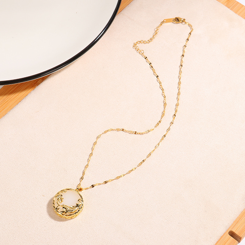 Titanium Steel Material Wholesale Jewelry Chinoiserie Classic Style Round Koi Titanium Steel Stone Polishing Inlay Pendant Necklace