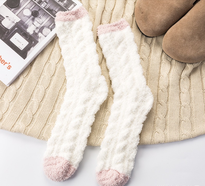 화이트 플러스 핑크