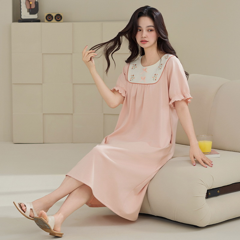 Pijamas de verano de dama de algodón 2025, nuevas mangas cortas sueltas, tamaño más grande, gorda mm, pastílica falda larga de flores.