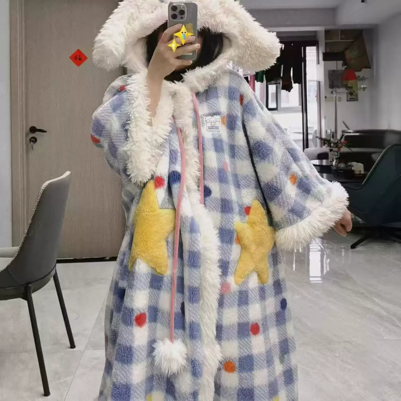 可爱冬季新款珊瑚绒连帽睡衣睡袍2024新款加绒加厚家居服睡裙外穿