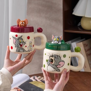 Ceramic mug Tom and Jerry breakfast mug with lid, good-looking couple model, a birthday gift for friends and besties