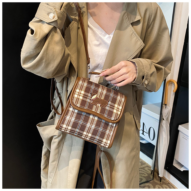 College-style backpack for women 2024 autumn new Dachshund student handbag, retro commuter crossbody bag undefined