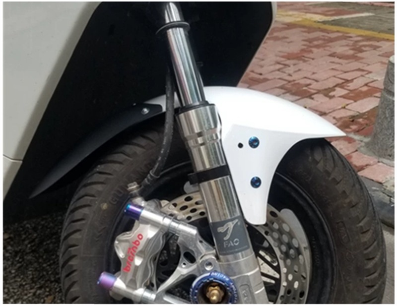 Motorcycle Extended Front Fender Modification Accessories Pedal Electric Tricycle Rear Wheel Fender Universal Water Retaining Leather