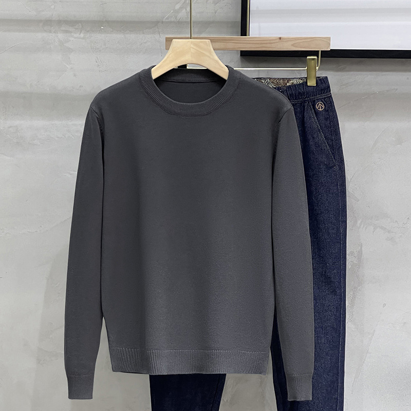 Suéter al por mayor de fábrica para hombre camisa de fondo de color sólido con cuello redondo 2025 nuevo suéter casual suéter de punto para hombre comercio exterior de moda