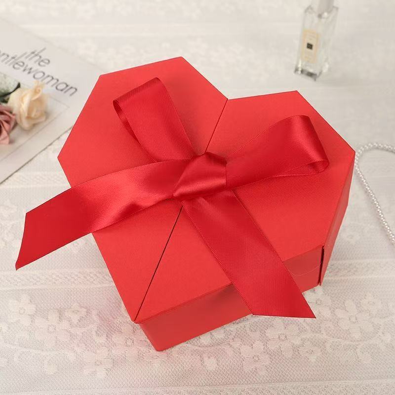 520 Caja de regalo en forma de corazón Caja de regalo de día de San Valentín Caja de regalo de boda Caja de regalo de cosméticos Caja de regalo de Qixia