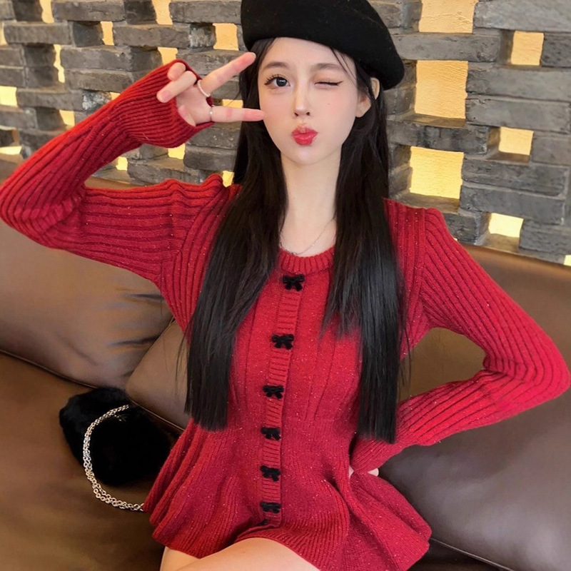 2026 Chanel-Style Halloween High-End Red Round-Neck Waist-Cinching Slim-Fit Knit Base Shirt Casual Inner Wear Top