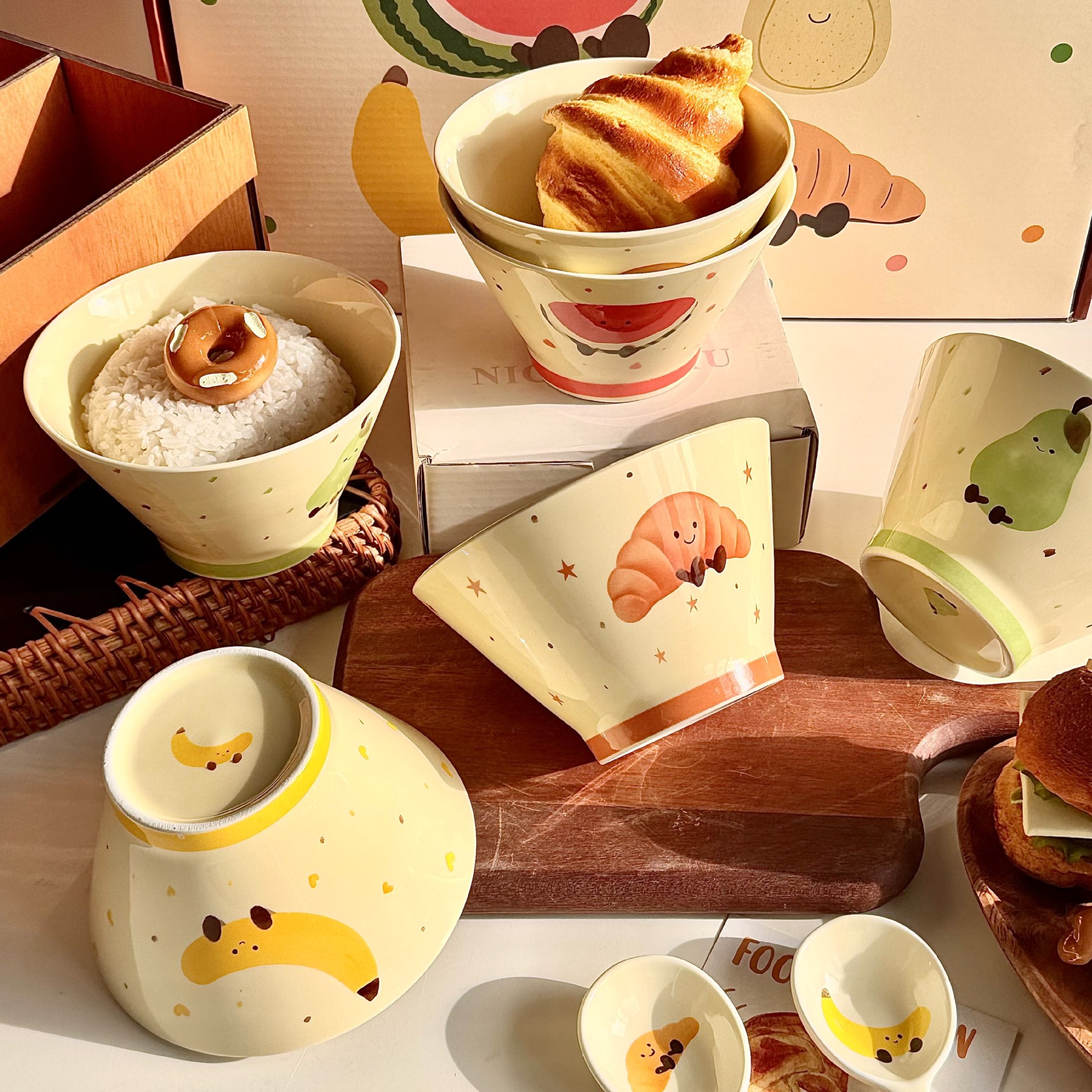 Fruit croissant ceramic bamboo hat bowl for home use 2025 new cute noodle bowl tall bowl rice bowl large bowl dessert bowl
