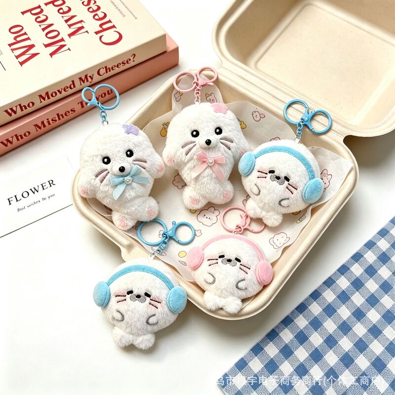 Hot-Selling Earphone-Style Little Seal Plush Pendant Cartoon Doll Keychain Yiwu Small Goods Wholesale in Stock