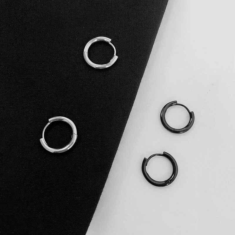 Labret stud lip piercing jewelry styling detail