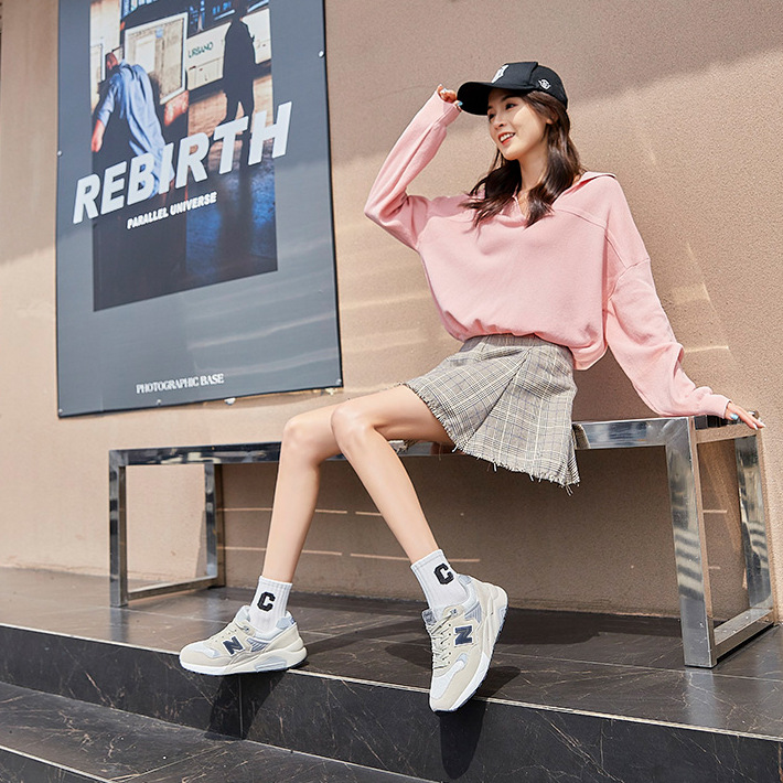 Giày sneaker chạy bộ Balance 580 phong cách cổ điển, thoáng khí, đế êm — 580 Trắng kem