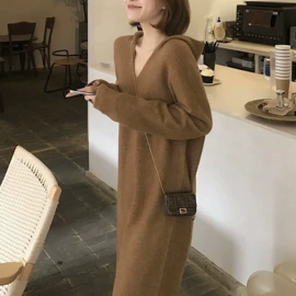 连衣裙;时尚休闲套装;毛衣