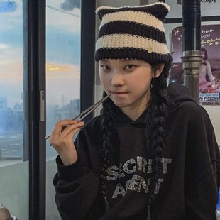 Корейские ins осенние и зимние игривые кошачьи уши милые маленькие золотые трикотажные шапки полосатые рога дьявола теплые чехлы холодные шляпы
