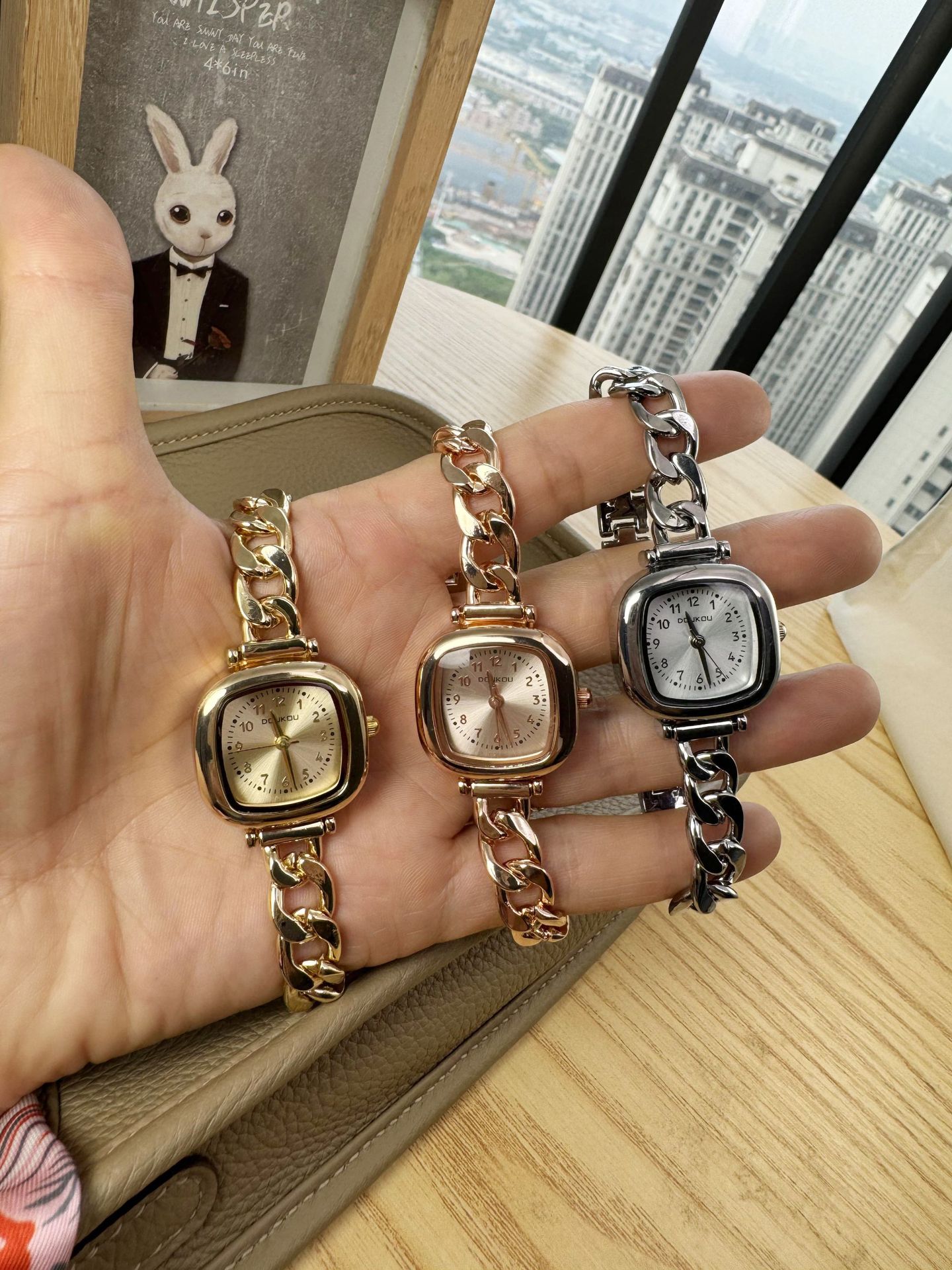 50g Weight Ordinary Glass Mirror Material Alloy Strap Material Watch Classification Pointer Display Type Single Folding Buckle Buckle Style Square Dial Shape Weekend Occasion Quartz Movement Geometric Pattern All Seasons Season Women's Gender Casual Style Casual Geometric Single Folding Buckle Quartz Watch 1
