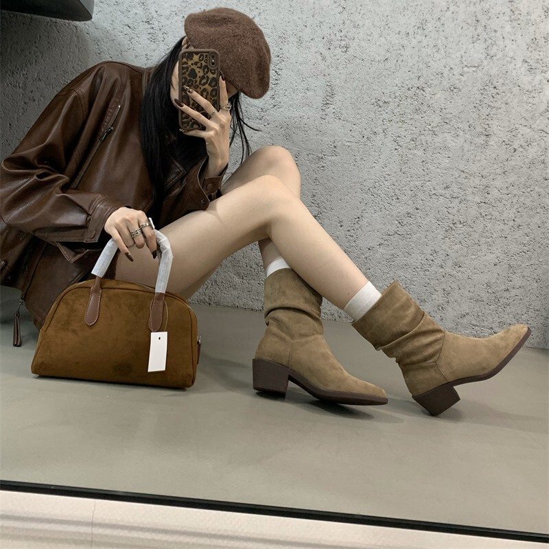 绒面复古小个子粗跟短靴女2025新款秋冬褶皱百搭尖头堆堆靴子裸靴|undefined