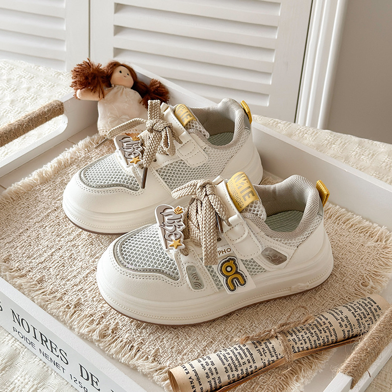 Hermosos zapatos de skate para niños primavera y otoño malla transpirable zapatos casuales para niños y niñas zapatos de moda para bebés image 3