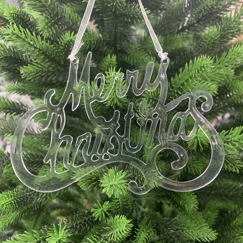 クリスマスの楽しい英語のアルファベットはクリスマスツリーの装飾用品の金粉のアルファベットの札を飾って国境を越えて専用に供えます。|undefined