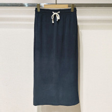 MO家2025冬女装保温德绒垂坠直筒后开叉松紧高腰半身裙S250932