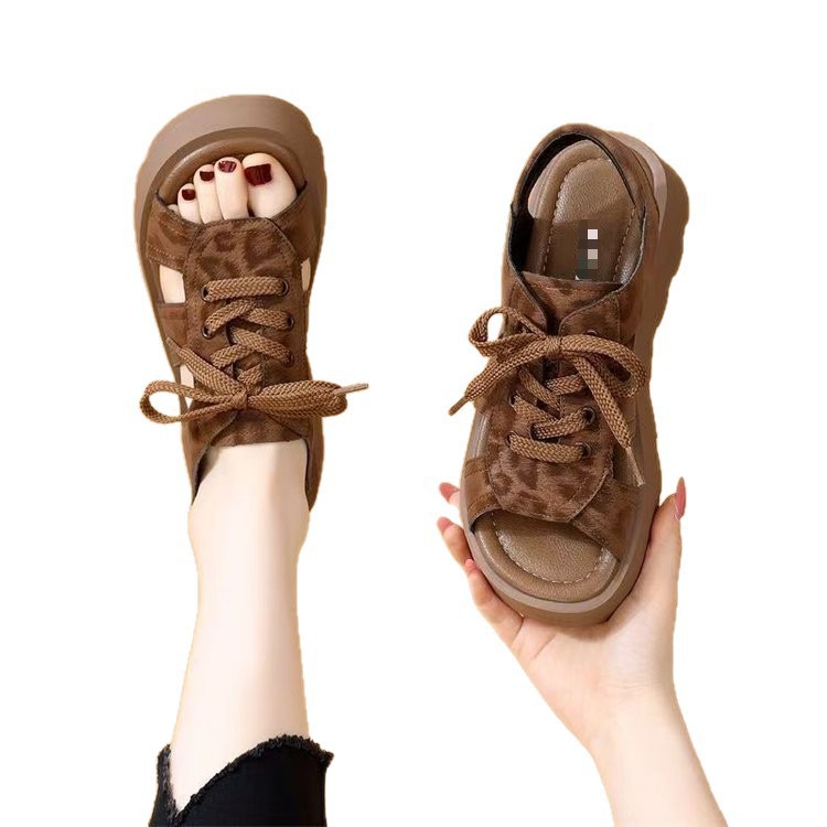 Sandalias de cordón grueso para mujeres en 2026 nuevo verano vestido de moda casual cómodo zapatos de playa romanos para mujeres