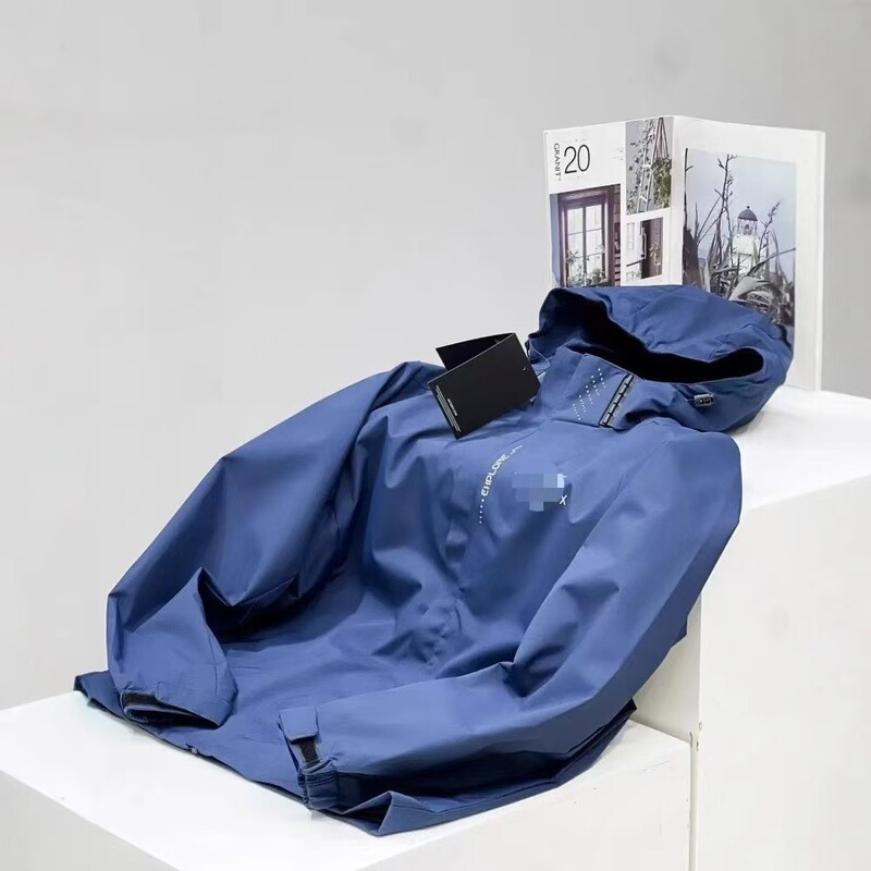 2026 New Embroidered Outdoor Jacket, Waterproof and Windproof, Detachable Hood, Casual Sports Mountaineering Clothing, Unisex Style
