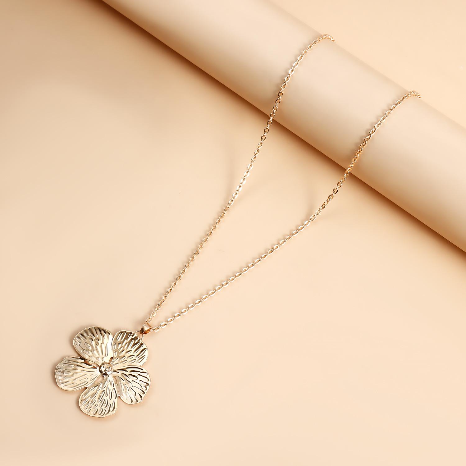 10g Weight Jewelry Set Classification 1 Set Quantity Casual Occasion Alloy Material Flower Pattern Women's Gender Plating Design Simple Style Style Simple Style Flower Alloy Plating Women's Jewelry Set 12