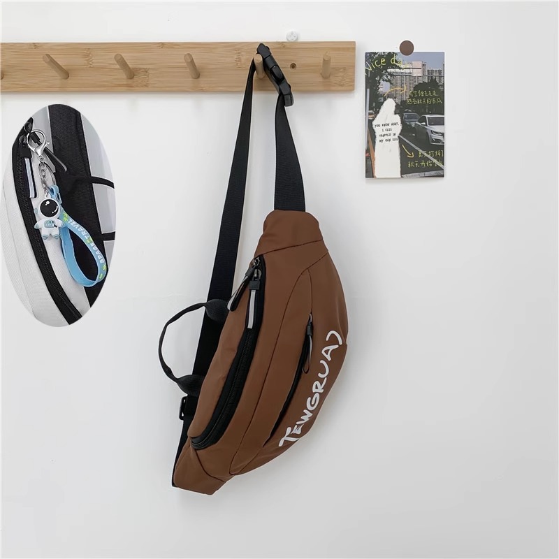 Coffee color comes with 4 badges + astronauts