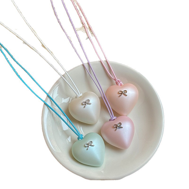 Collar de peine ovalado de color pintado en aerosol verano nuevo temperamento fresco y dulce cadena de clavícula moda de alta gama