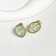 ���ˮ�Ѽy����P���AŮ���ľGɫ���s�o�������h��ᔸ߼��ж��