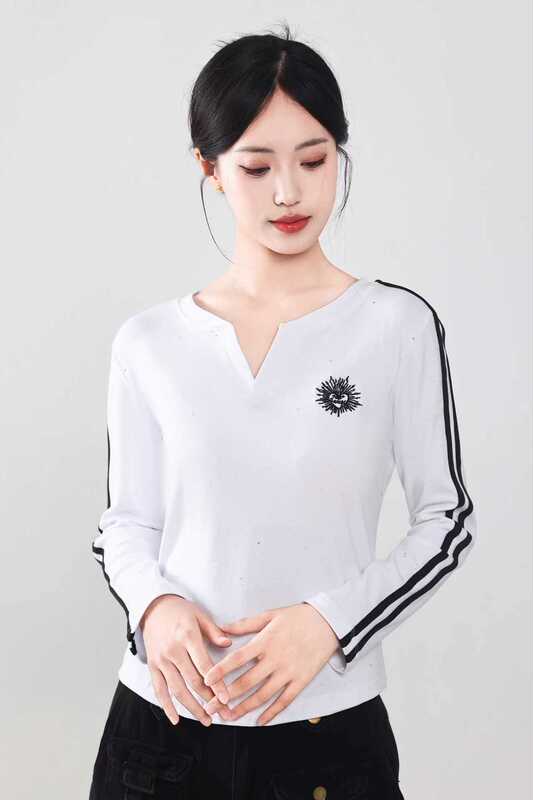 简约T恤女V领显瘦上衣女气质网红打底衫8079太阳花亮片双杠长袖|undefined