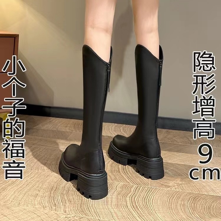 High boots heels with hidden heel platform