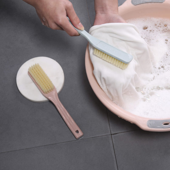 Soft wool shoe brush household plastic cleaning brush laundry brush board brush long handle brush shoe artifact hanging small brush wholesale