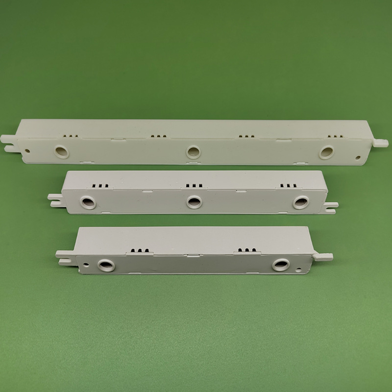 厂家大量供应LED路灯驱动电源驱动电源塑料外壳PCV0阻燃