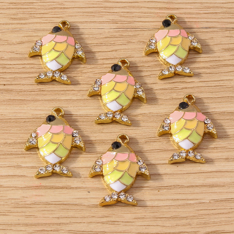 10 ピース/パック新しいファッション動物ジュエリーアクセサリー diy 蝶パンダブレスレットネックレスキーホルダーペンダントペンダント|undefined