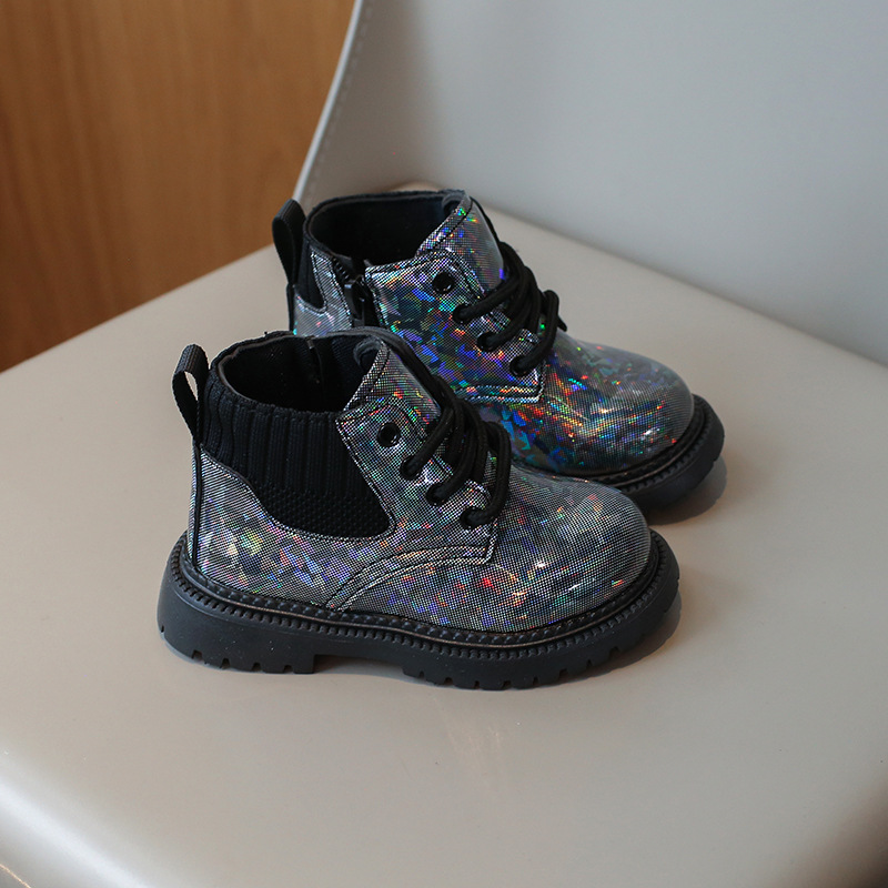 Scarpe autunnali 2024 Nuove scarpe Martin per bambini di taglia media e piccola, stivali corti impermeabili in pelle alla moda per ragazzi_voghion.com