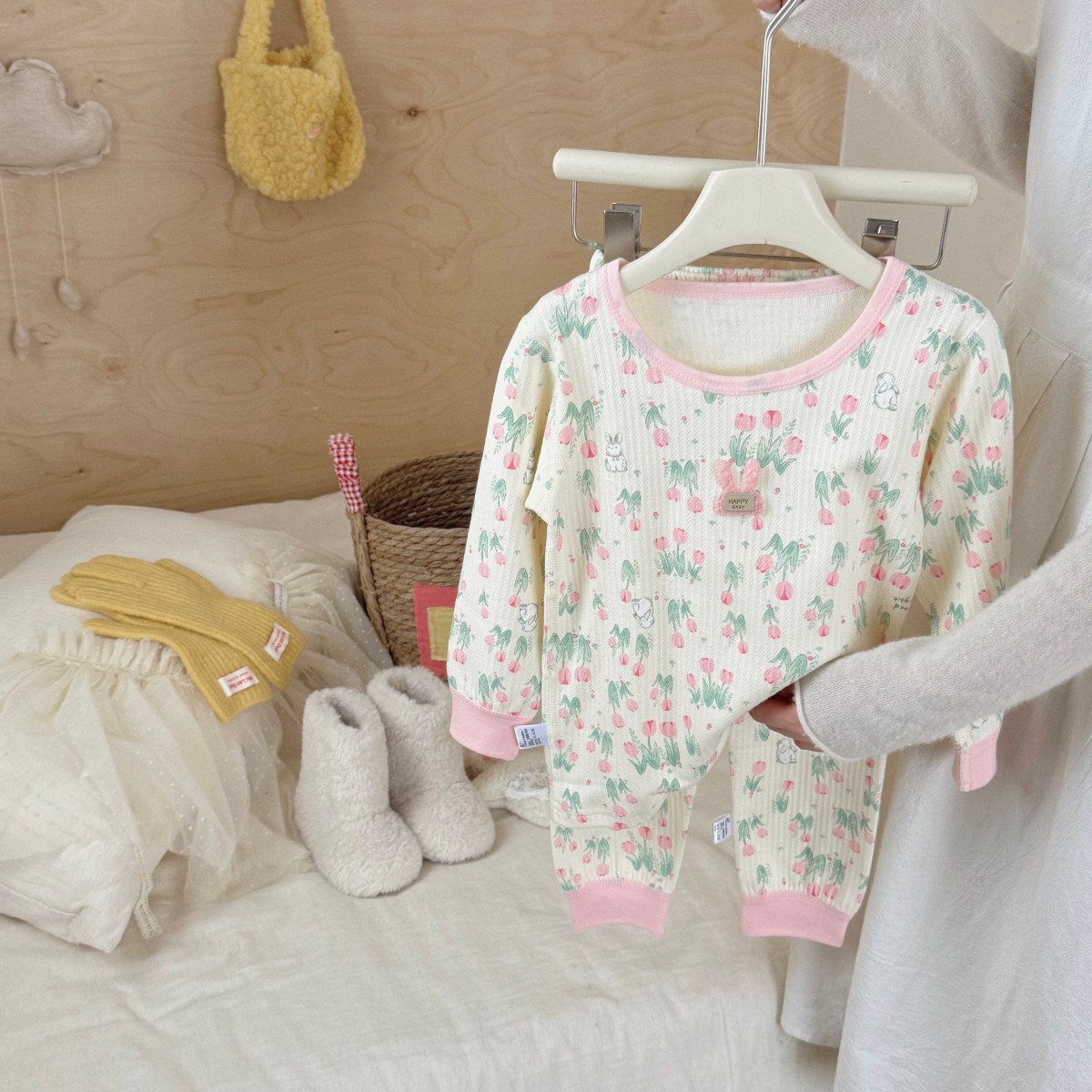 Pantalones de otoño para niños sin hueso 240g engrosado abrigo de otoño para bebés sala de calefacción pijamas de algodón invierno ropa para el hogar