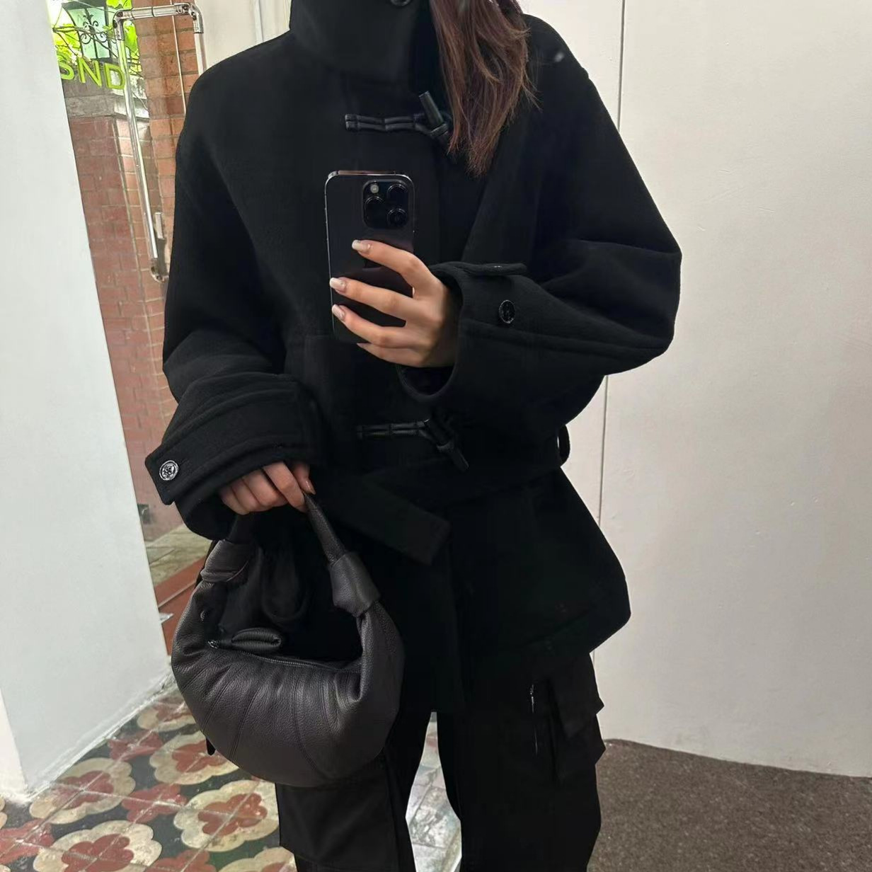 High-Quality Lem* Horn Button Short Woolen Outwear for Women 25 Autumn and Winter Small Lace-Up Silhouette Outwear