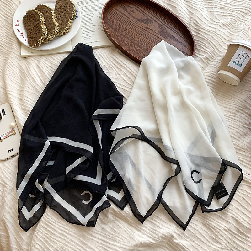 Bufanda de seda para mujer, bufanda cuadrada, sensación de alta calidad, bufanda de seda de imitación de primavera y verano, bufanda de moda, todo fósforo, diadema, cinturón decorativo