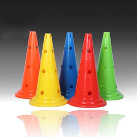 足球训练用具;足球训练背心;体质测试仪器