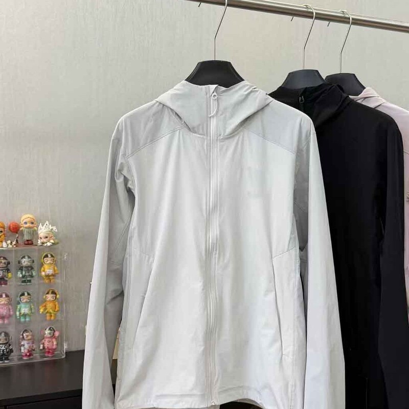 Bird's Same Style Gammalwhoody Outdoor Softshell Jacket for Women, Slim Fit, Waist-Cinching, Slimming, Hooded Windbreaker Jacket