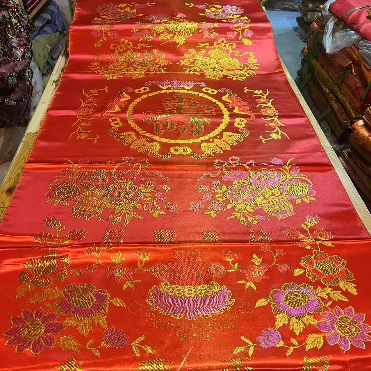 Поставка Da Ti Цветочный бархат, жизненный список. Покрытие счета.