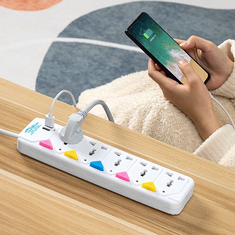 África Medio Oriente India Sudeste Asiático Multi-interruptor Control independiente enchufe USB placa de enchufe con enchufe de cable