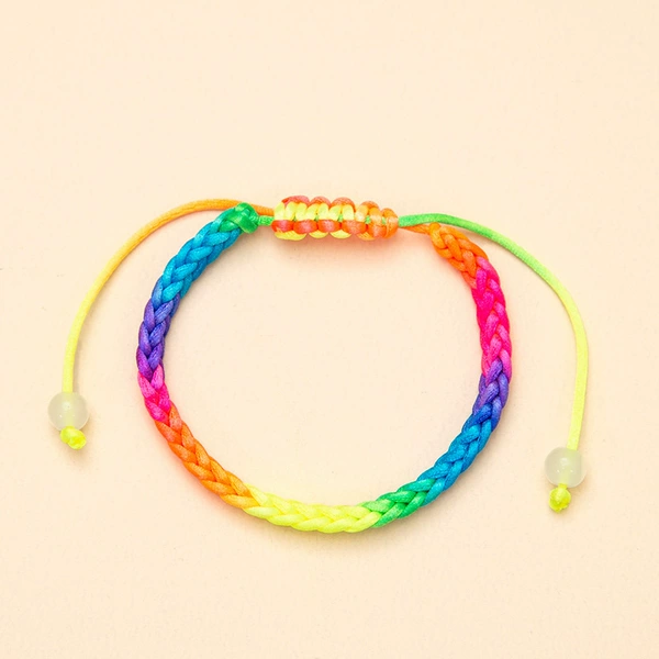 Colored hand rope