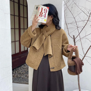 『Joy of Life』Free Scarf, Round Neck Short Korean Style Jacket, One-Piece, Two-Wear Wool Double-Sided Velvet 2025 New