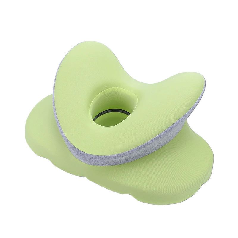 Handheld children's pillow for elementary school students for sleep at lunchtime