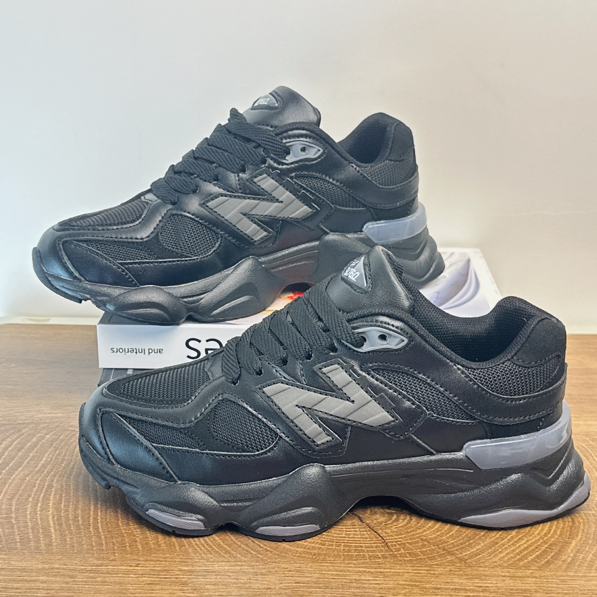 Zapatos de papá de nicho retro estilo de Hong Kong, zapatos deportivos súper calientes y versátiles en forma de N 2023 nuevos zapatos para correr de pareja de primavera y otoño